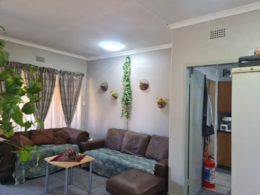 3 Bedroom Property for Sale in Protea Park North West